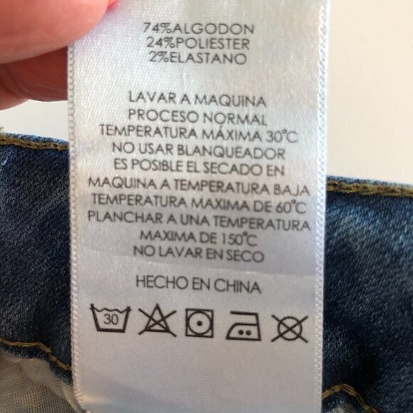 Most Wanted High Rise Slim Straight Leg Distressed  Denim Jeans Junior's Size 11 - Picture 12 of 13